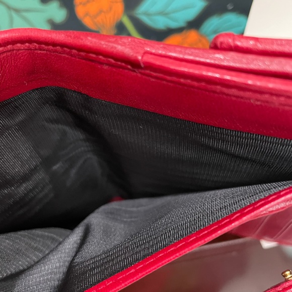 Bally Vintage Red Embossed Leather Wallet – Like New - Picture 8 of 8